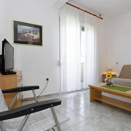 Little Heaven On Earth - Martina 3* Vlašići